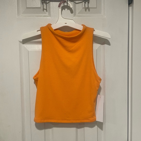 Neon orange stretchy crop tank - Picture 1 of 4